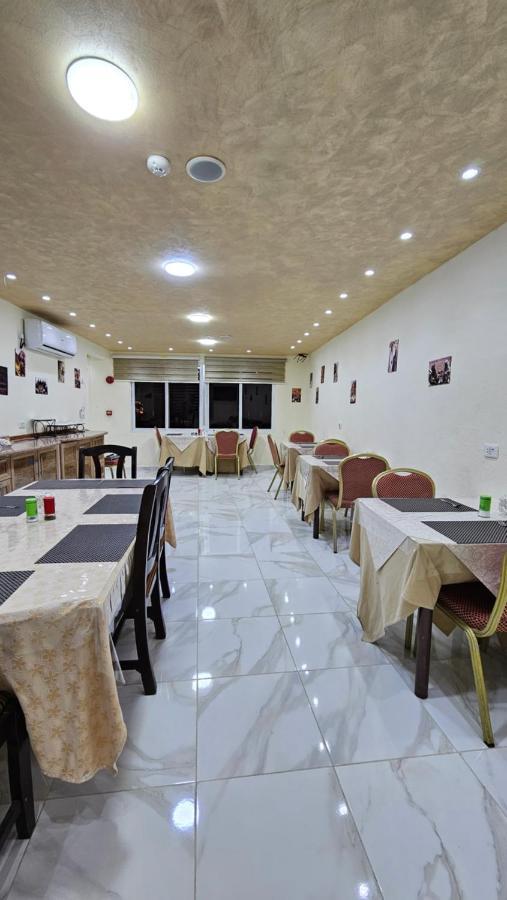 Petra Peace Town Hotel Wadi Musa Buitenkant foto