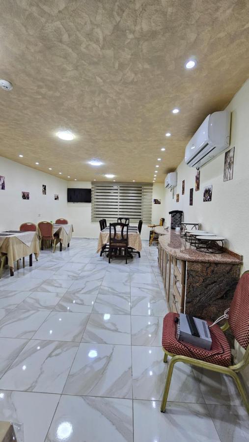 Petra Peace Town Hotel Wadi Musa Buitenkant foto